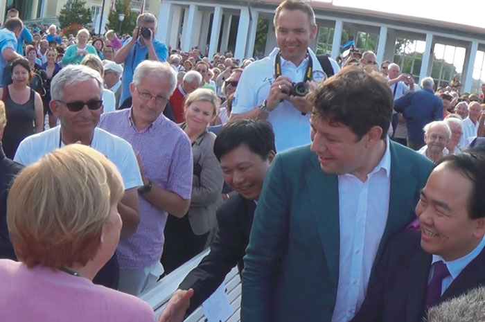 ����н�(j��ng)�Q(m��o)����F(tu��n)�L�W��������Ĭ�ˠ�������(j��ng)�x